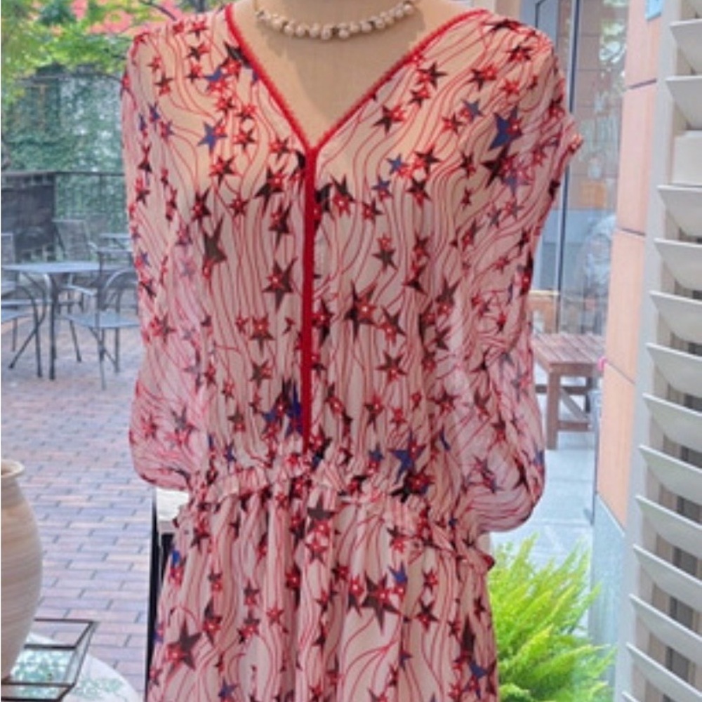 Grace and Mila star dress